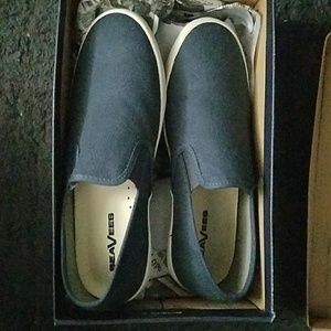 Seavees Baja Slip ons